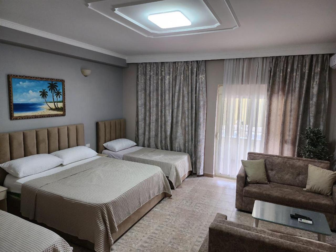 Hotel Maren Durres Exterior photo